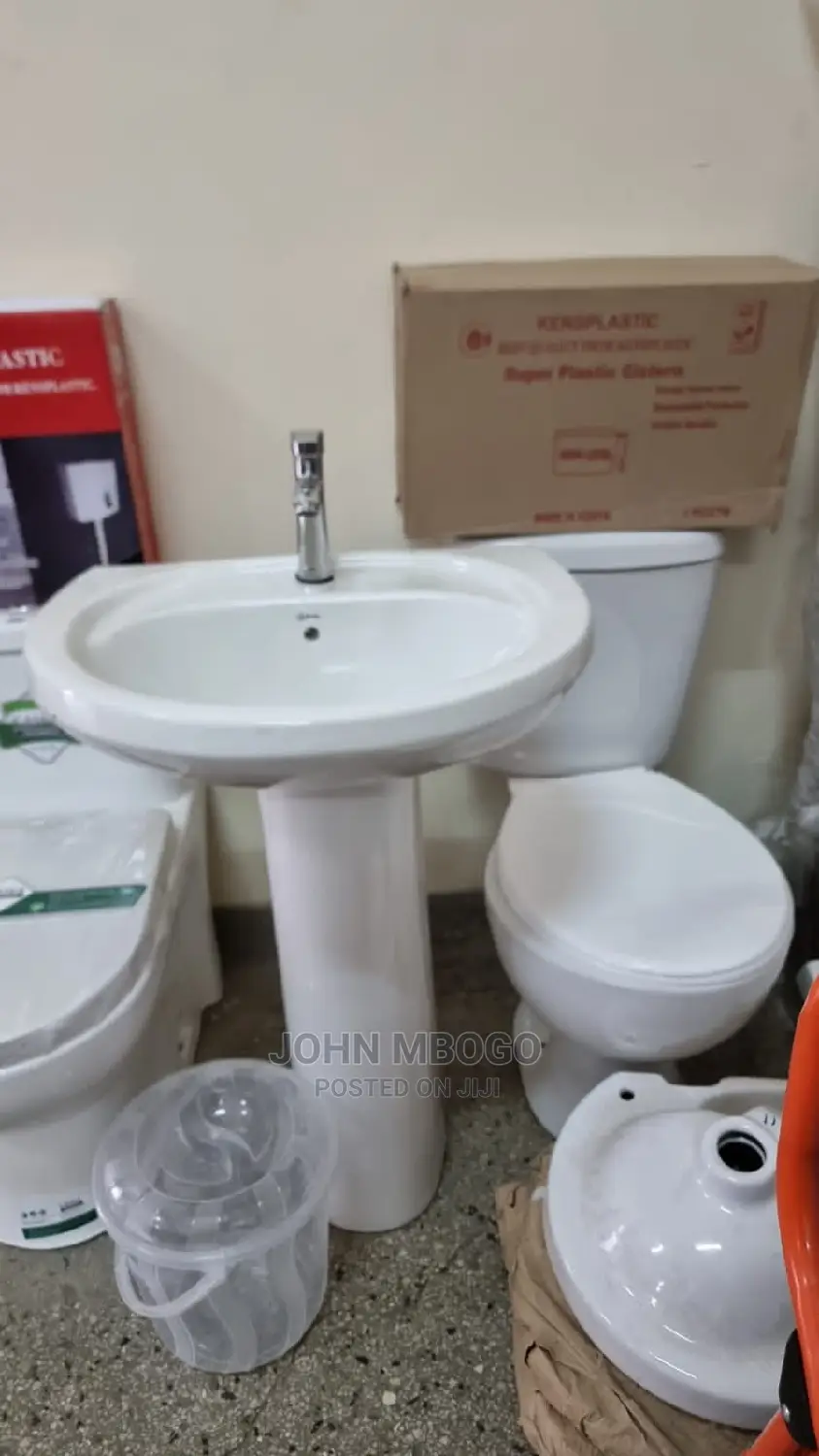 Close Couple Toilet /Asian Toilet
