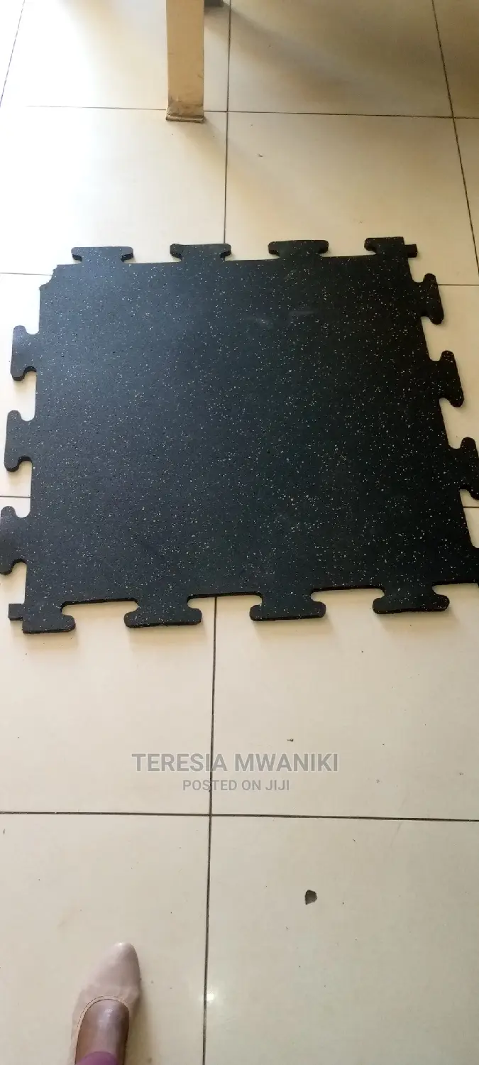 Dotted Interlocking Gym Mats