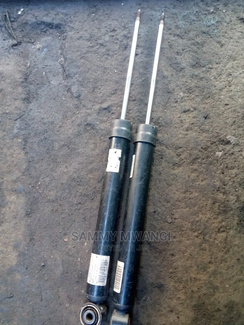 Audi Rear Shocks in Good Quarity