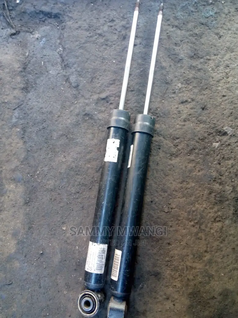Audi Rear Shocks in Good Quarity