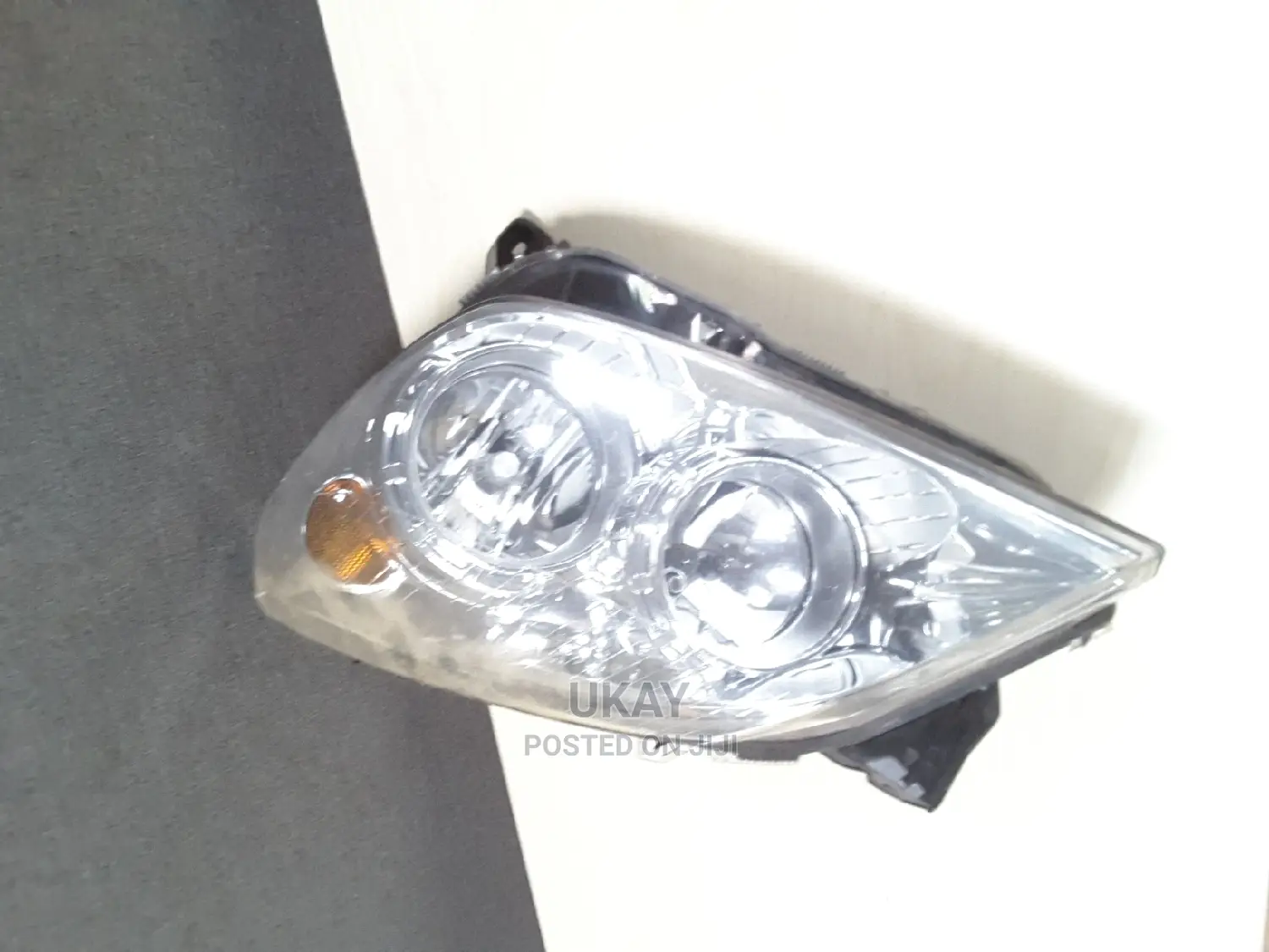 Uk- Brand New Opel Astra Headlights