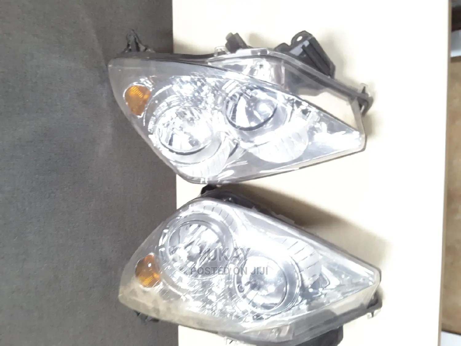Uk- Brand New Opel Astra Headlights
