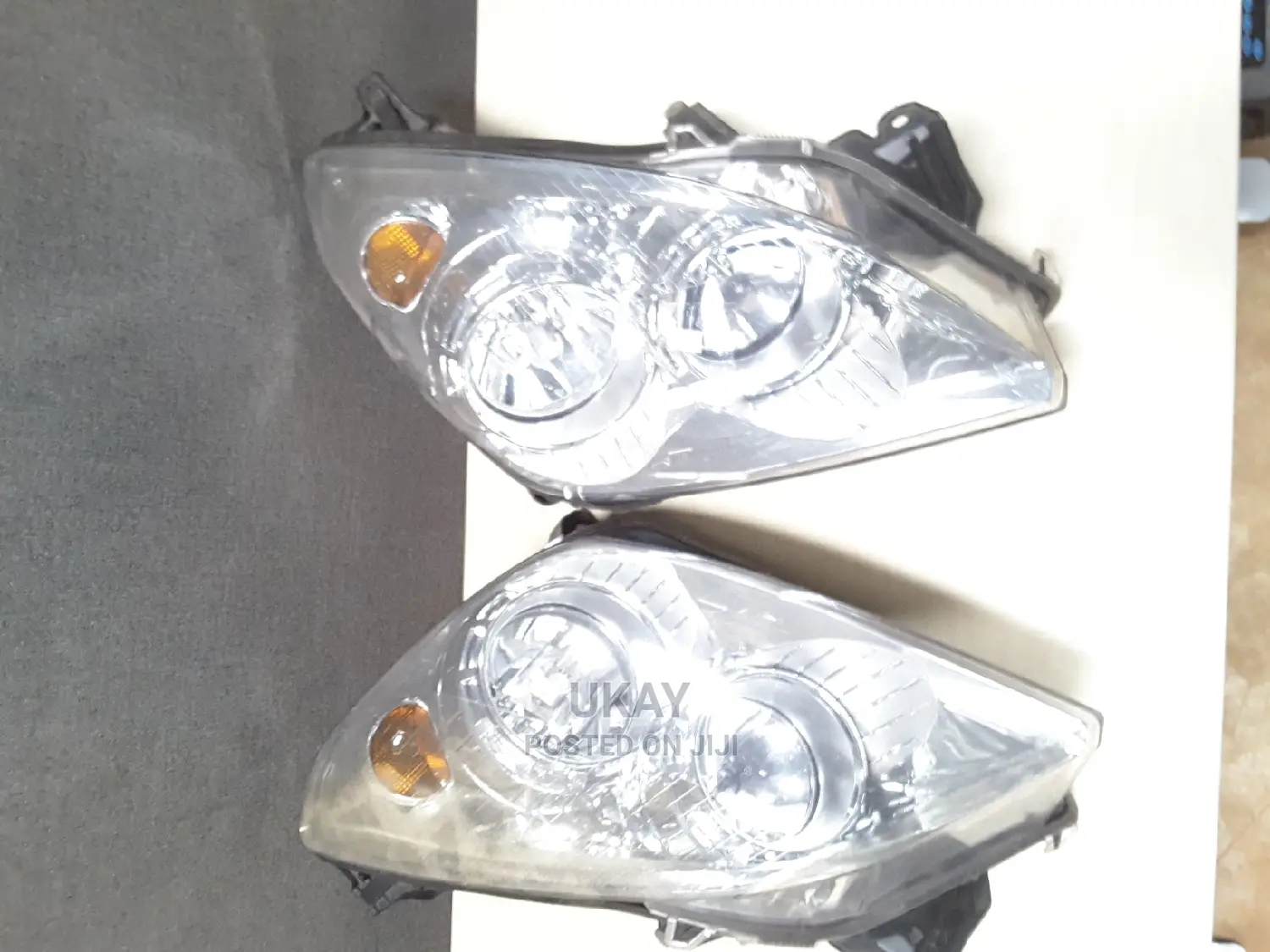 Uk- Brand New Opel Astra Headlights