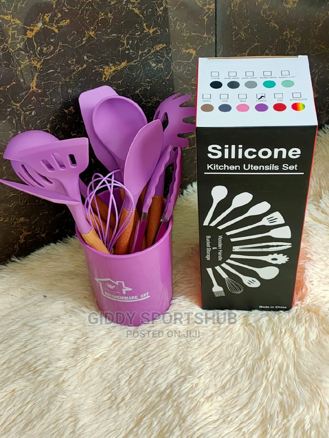 Silicon Spoons With Wooden Handles
Colours as Posted