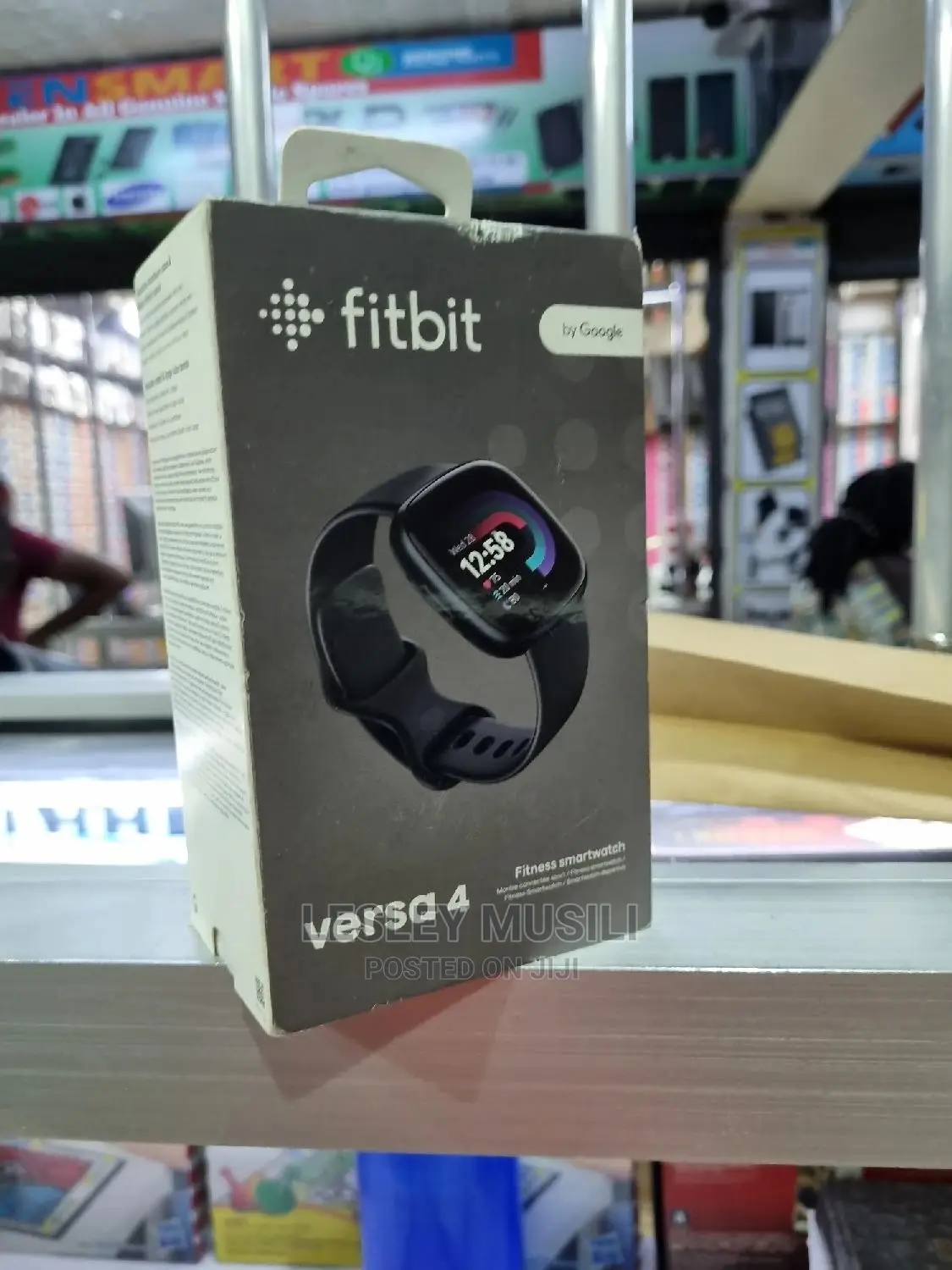 Fitbit Versa 4 Fitness Smartwatch