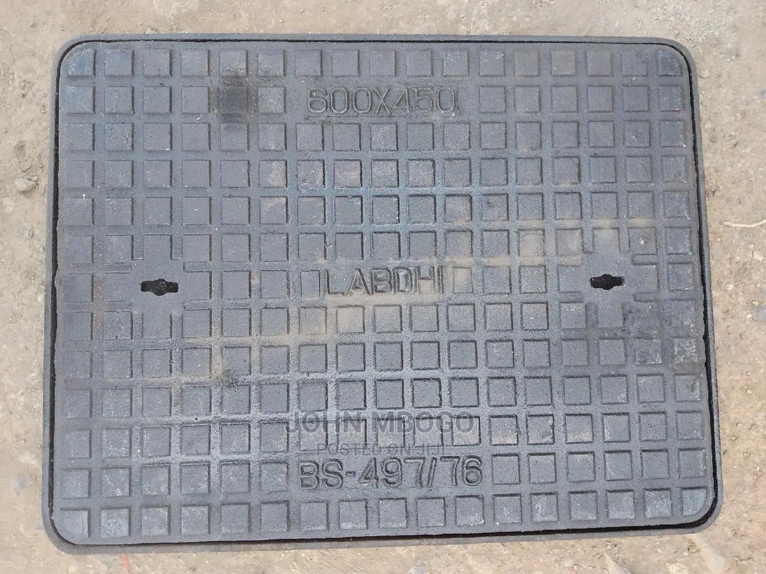 Cast Iron Manhole Covers . 450x600