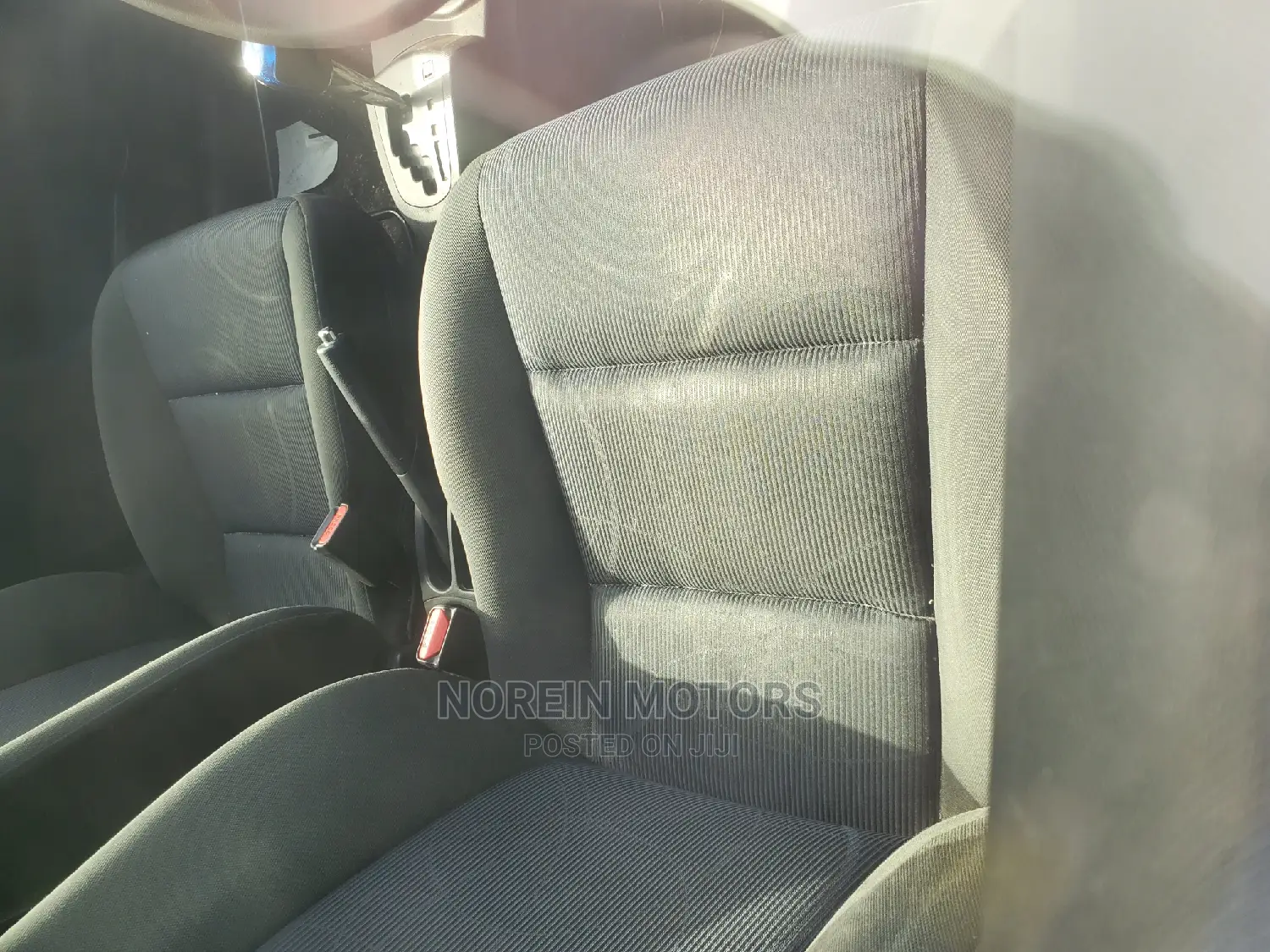 Toyota Aqua 2015 Off White
