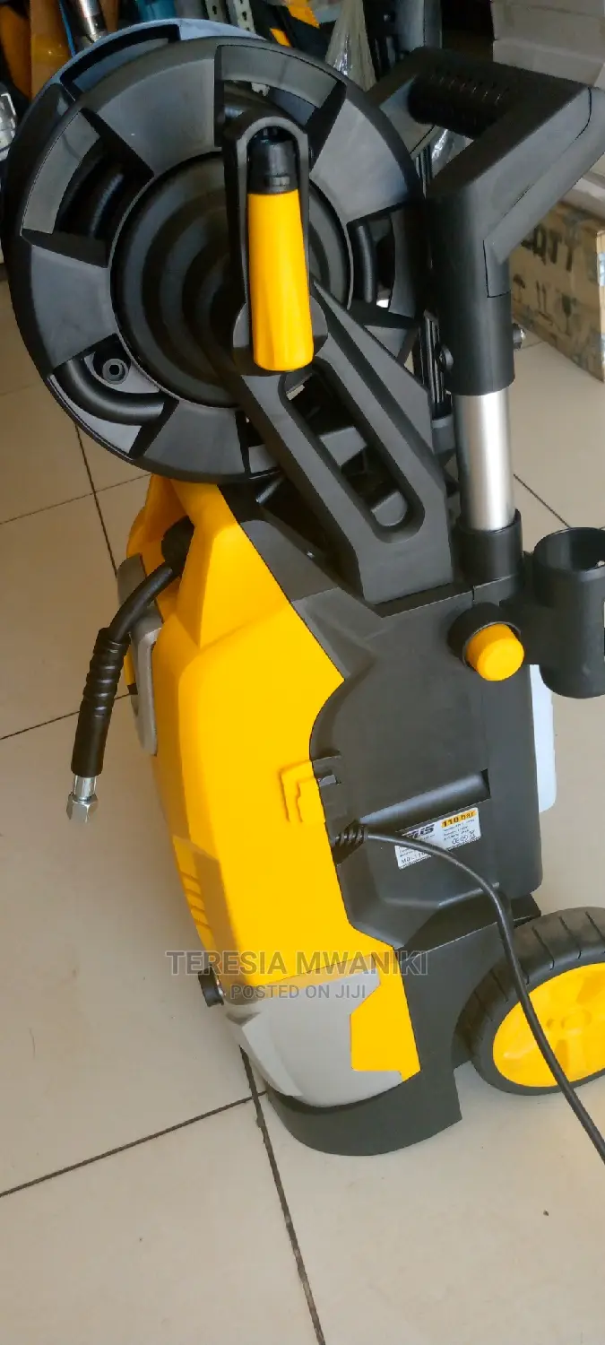 Uyus Carwash Machine