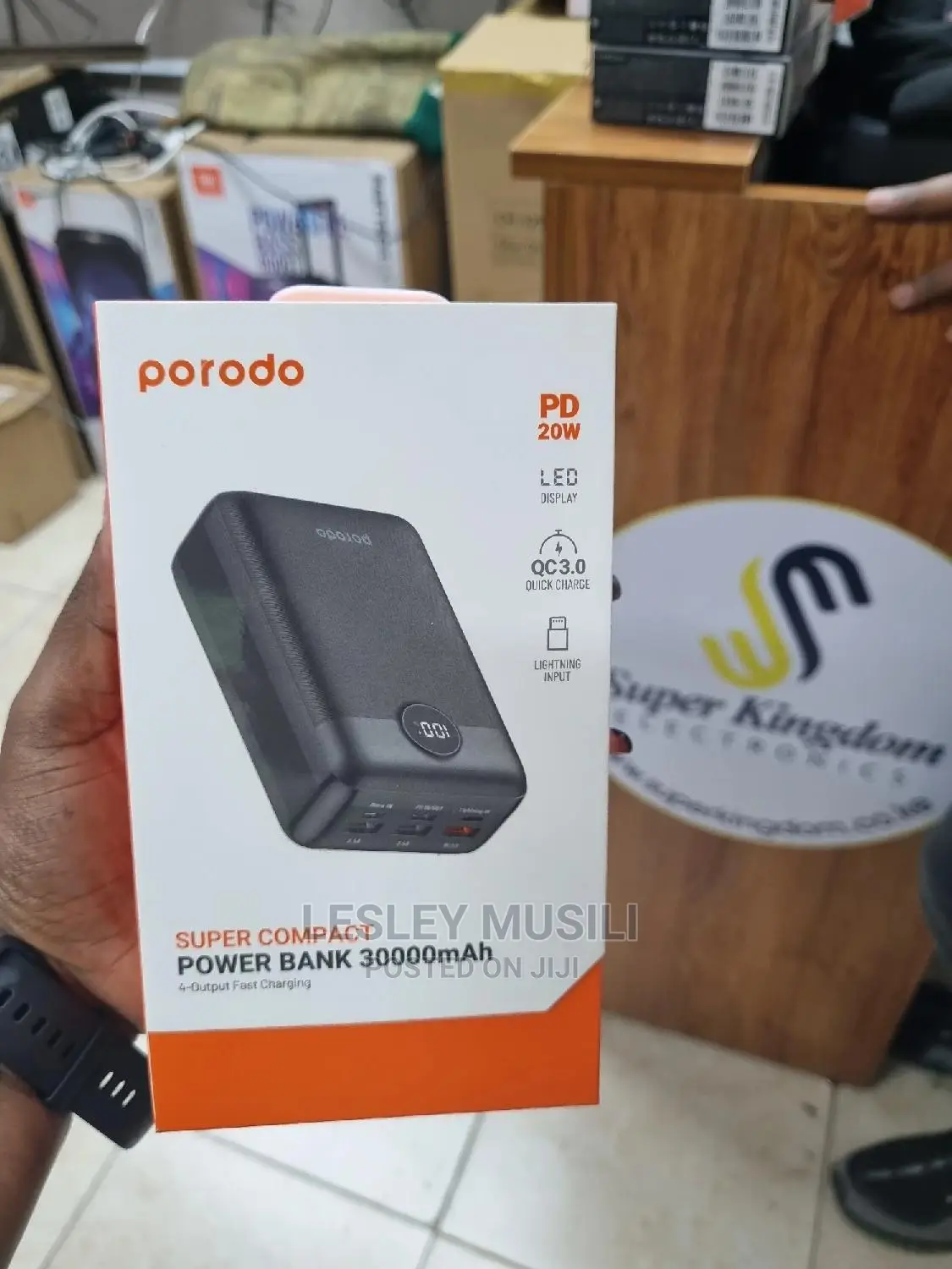 Porodo Super Compact Power Bank 30000mah PD 20W QC3.0
