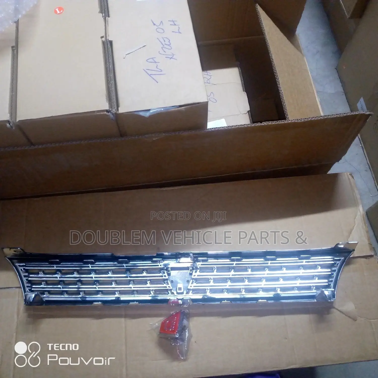 Grill Toyota AE100 Chrome