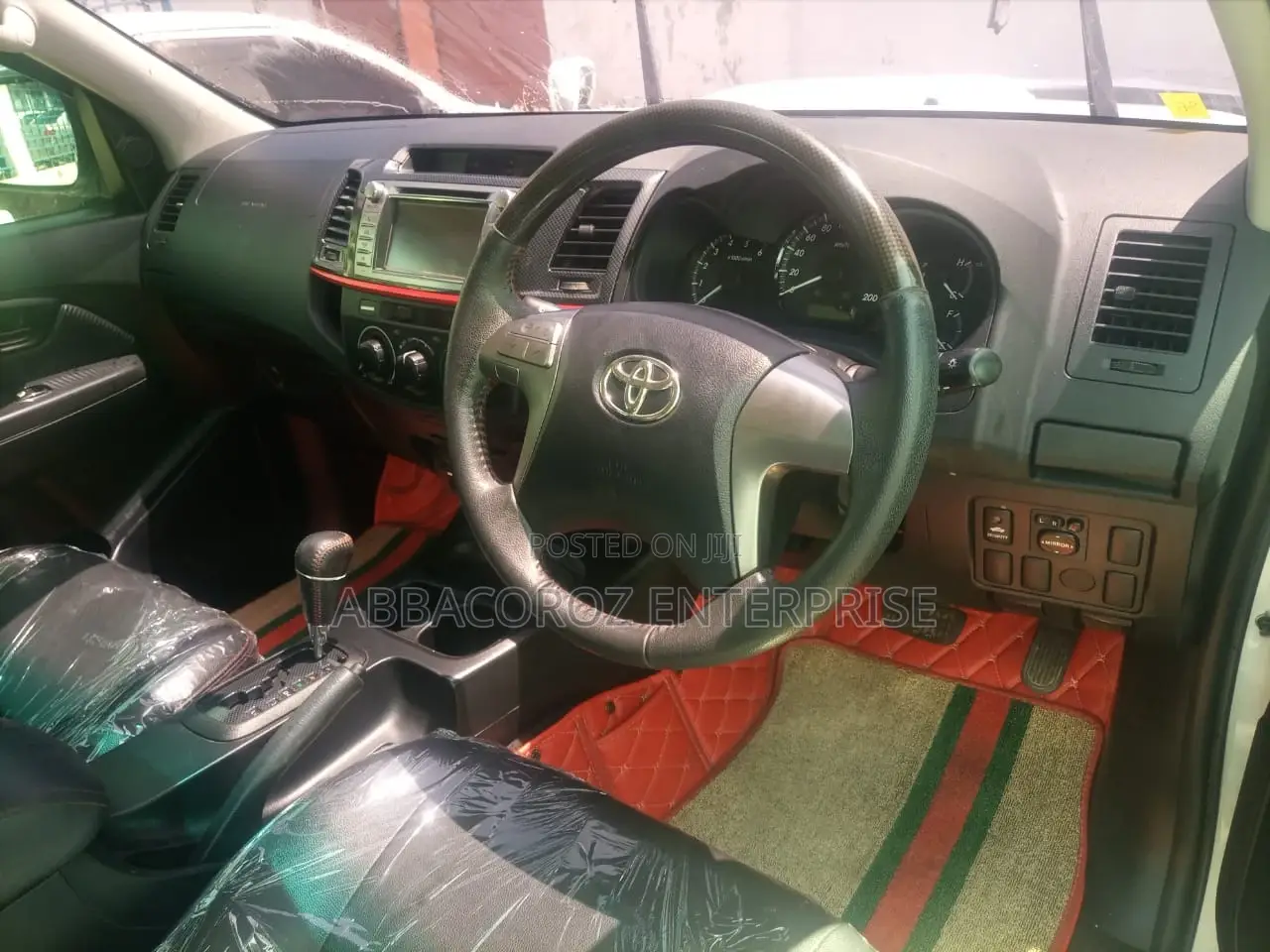 Toyota Hilux SR HI-RIDER 2015 White