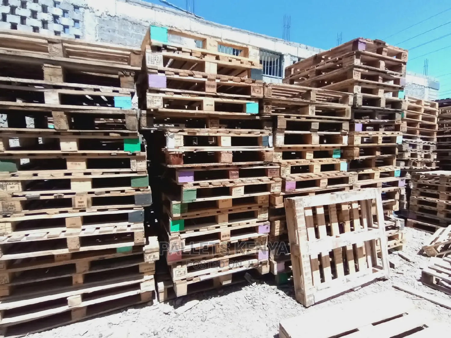 Highly Recommended Wooden Pallets.