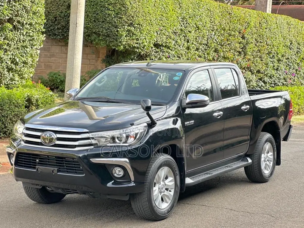 Toyota Hilux 2018 Black