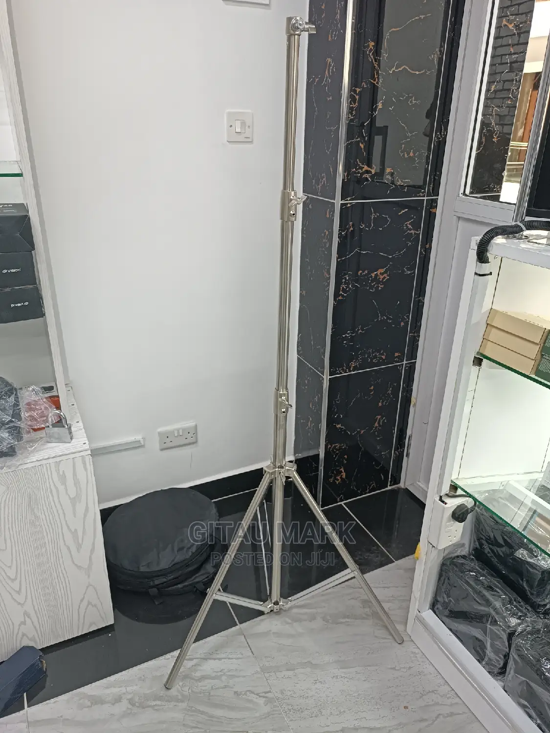 2.8m Heavy Duty Stainless Steel Spring Cushioned Light Stand