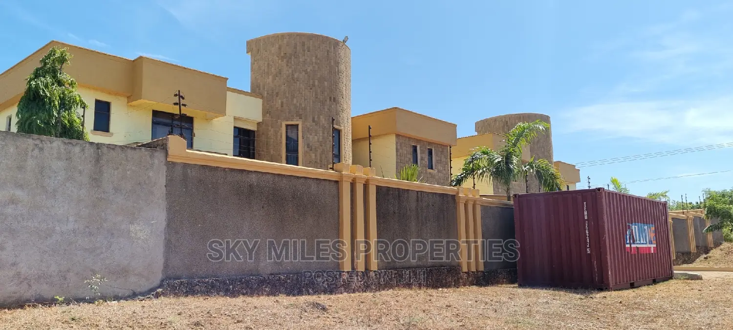 4bdrm Villa in Jumba Ruins, Mtwapa for sale