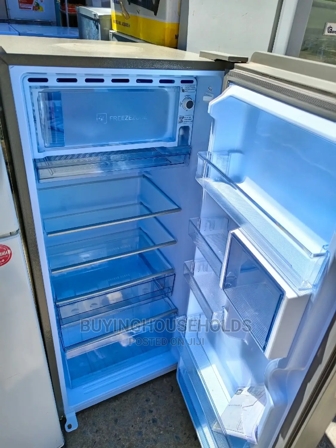 Haier 190L Single Door Fridge With Mirror Door