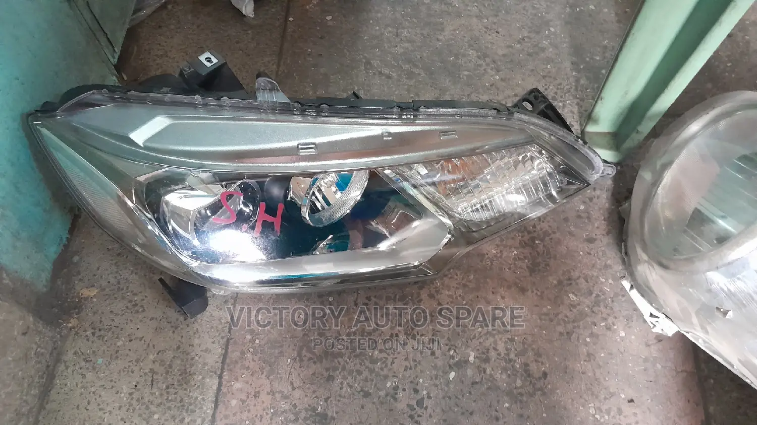 Honda Fit Headlight Non Xenon 2014/2015
