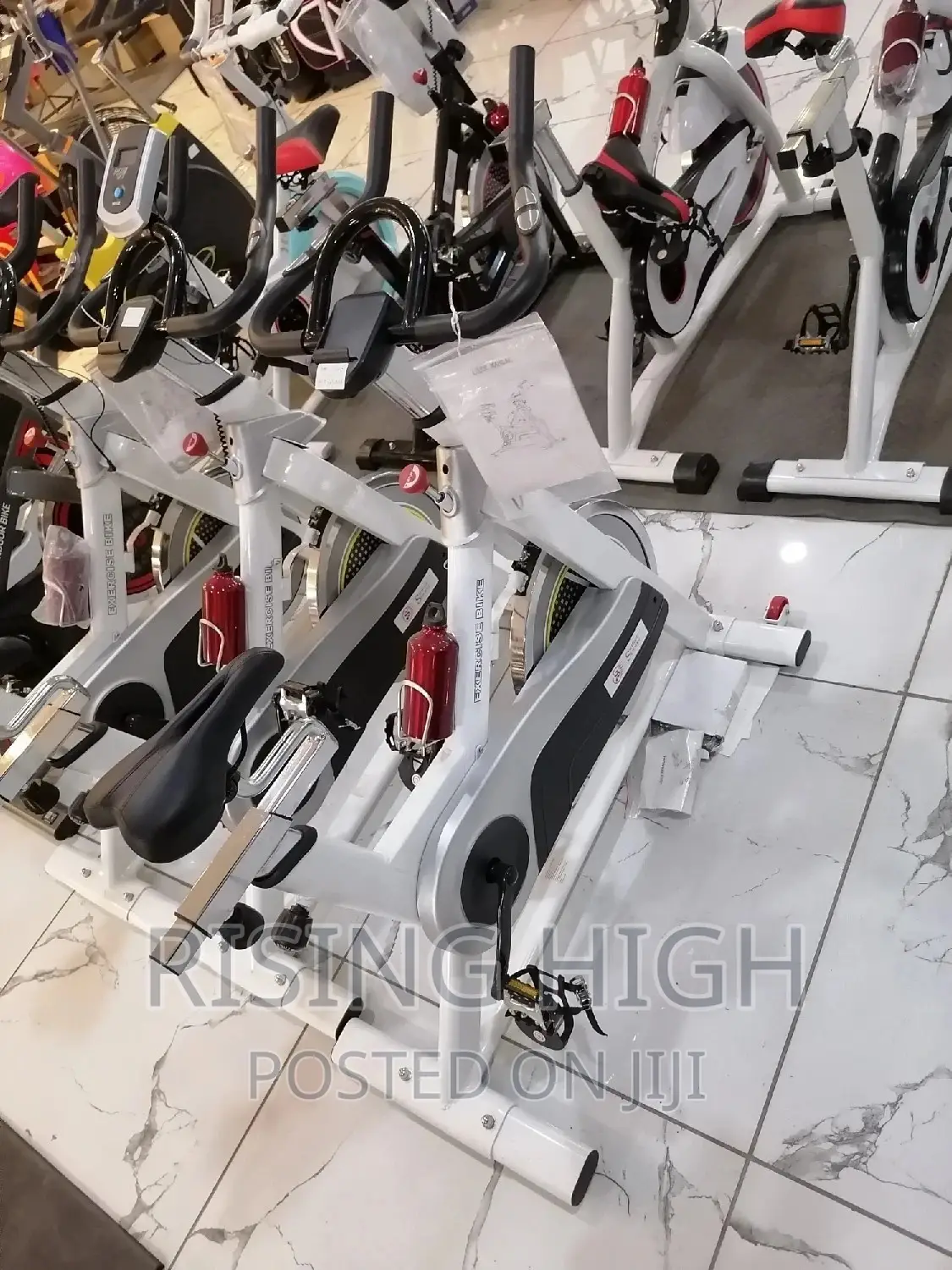 Heavy-Duty Commercial 15kgs Flywheel Spinning Bikes