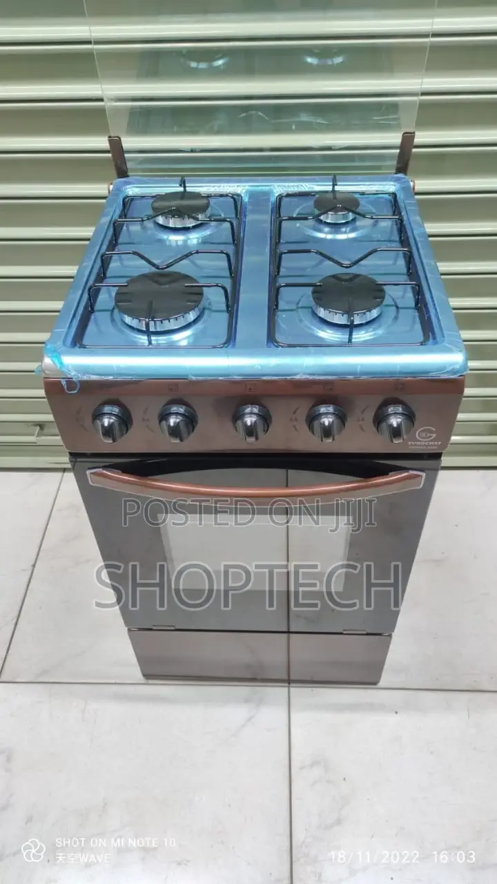 Eurochef 4 Gas Standing Cooker With Gas Oven