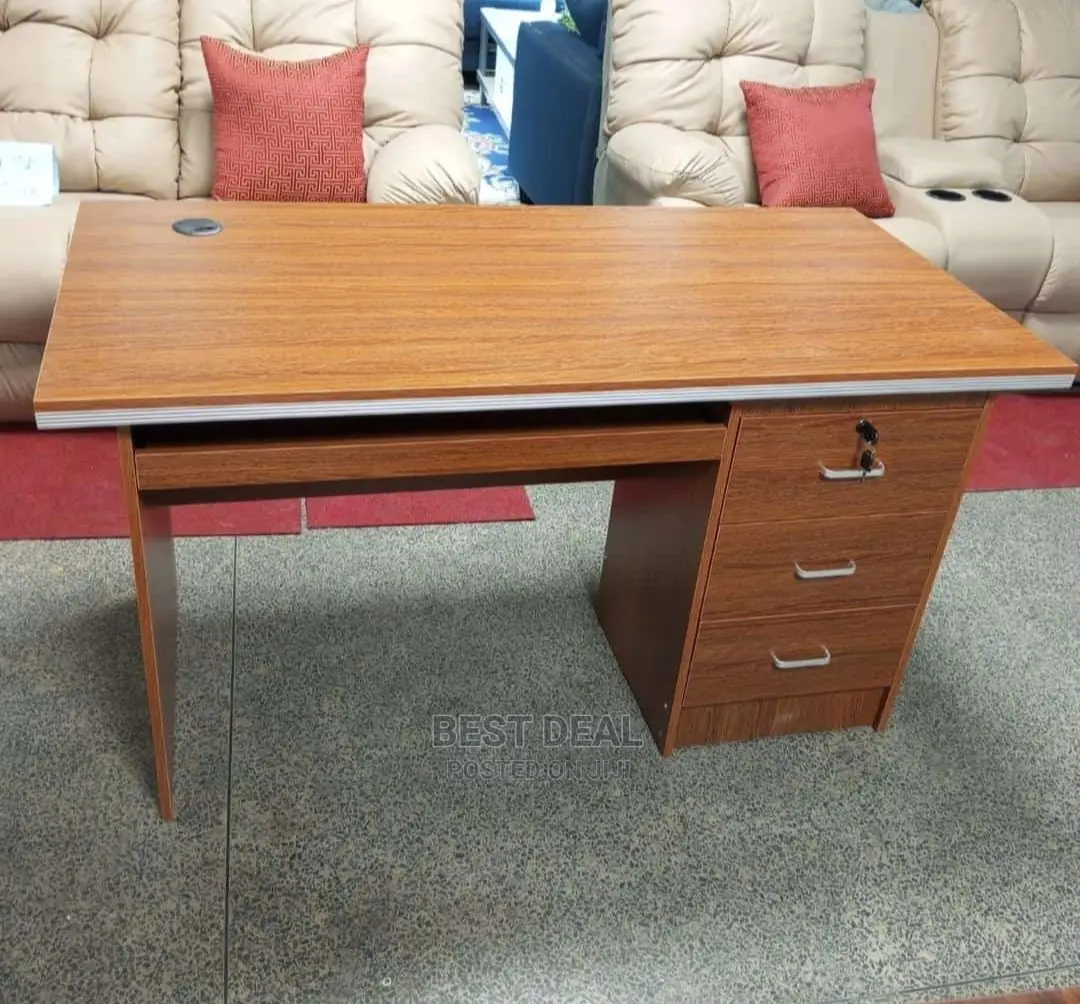 Office Desk 01