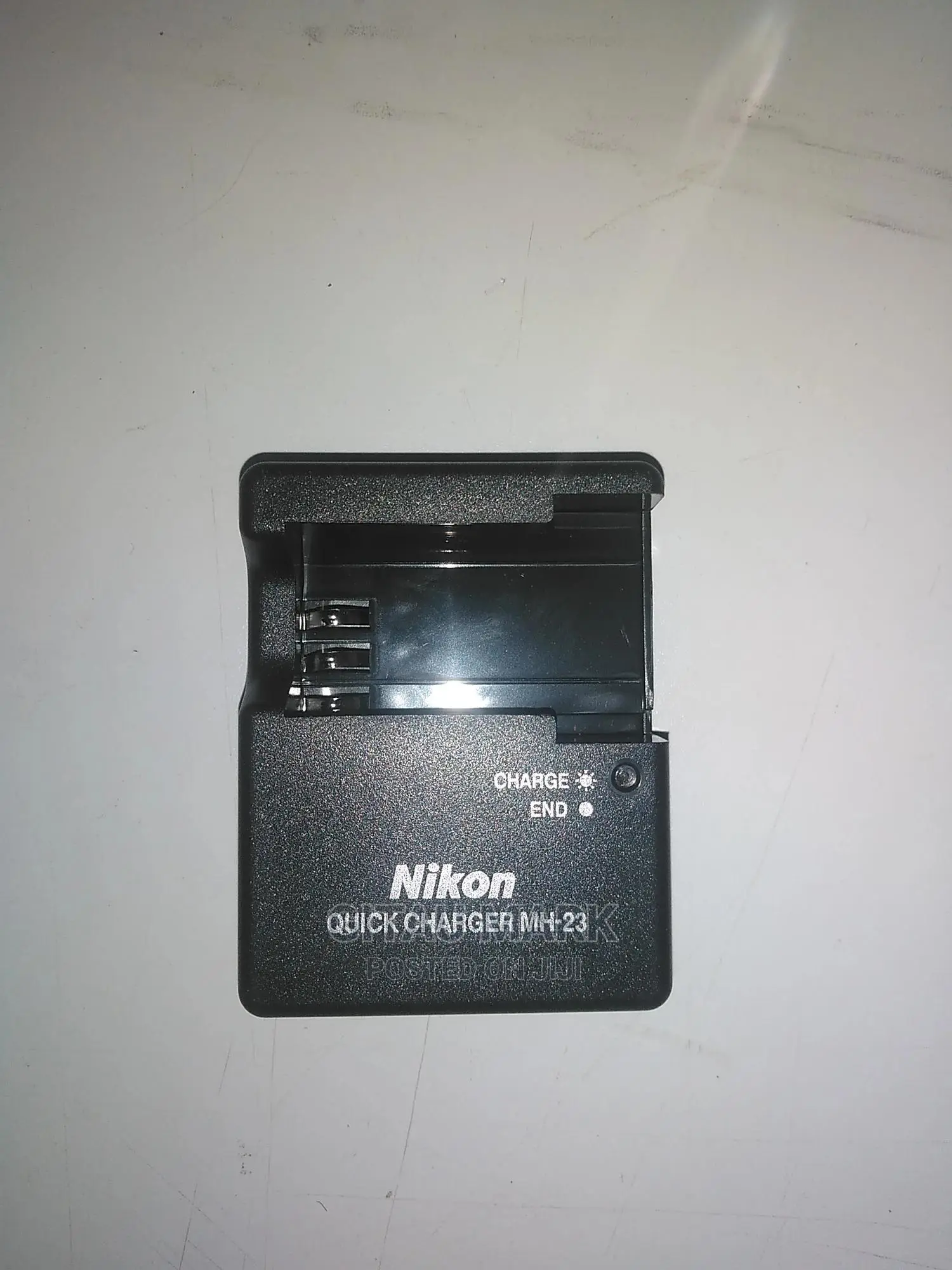 MH-23 Charger for Nikon EN-EL9 En-El9a BATTERY