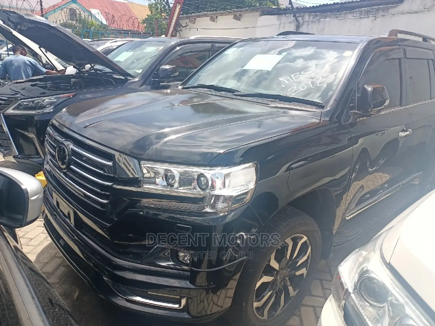 Toyota Land Cruiser 4.6 V8 ZX 2016 Black