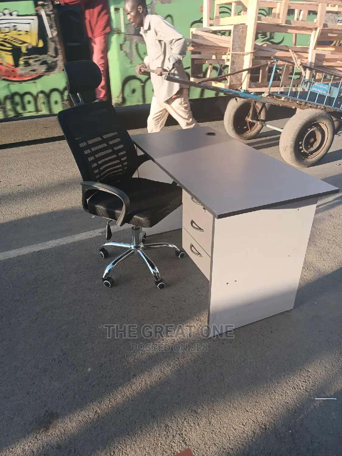Office Desk+Office Chair