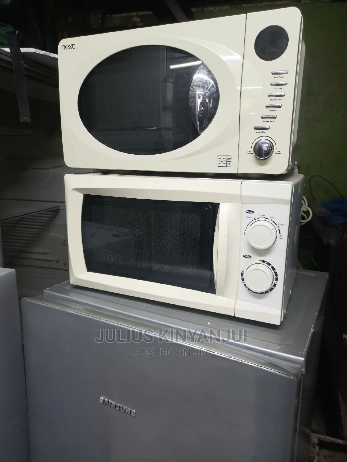Microwave Oven