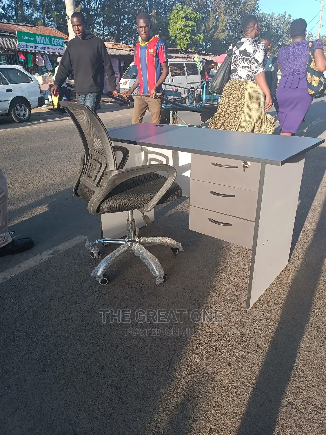 Office Desk+Office Chair