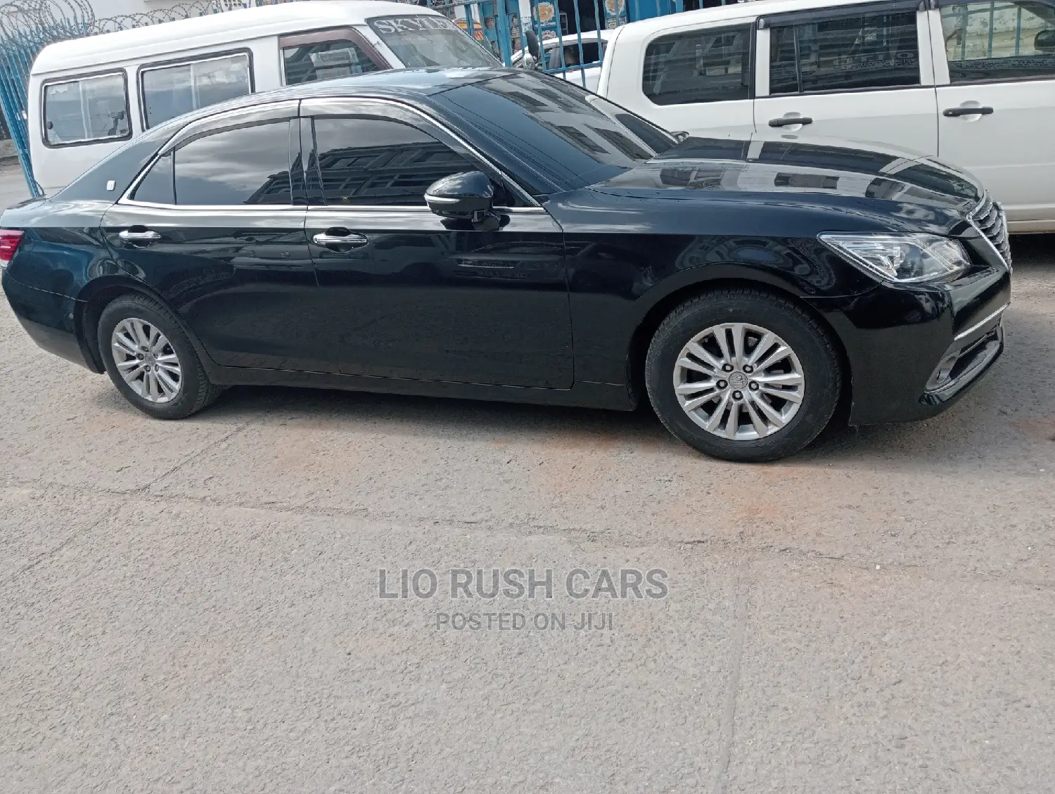 Toyota Crown 2015 Blue
