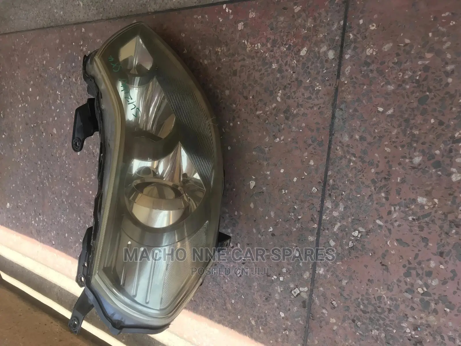 Suzuki SX4 Non Xenon Headlight