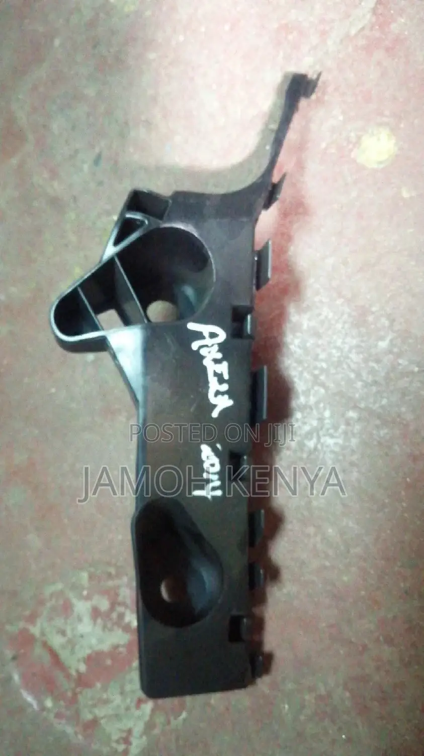Bumper Bracket, Slide Retainer Mazda, Demio