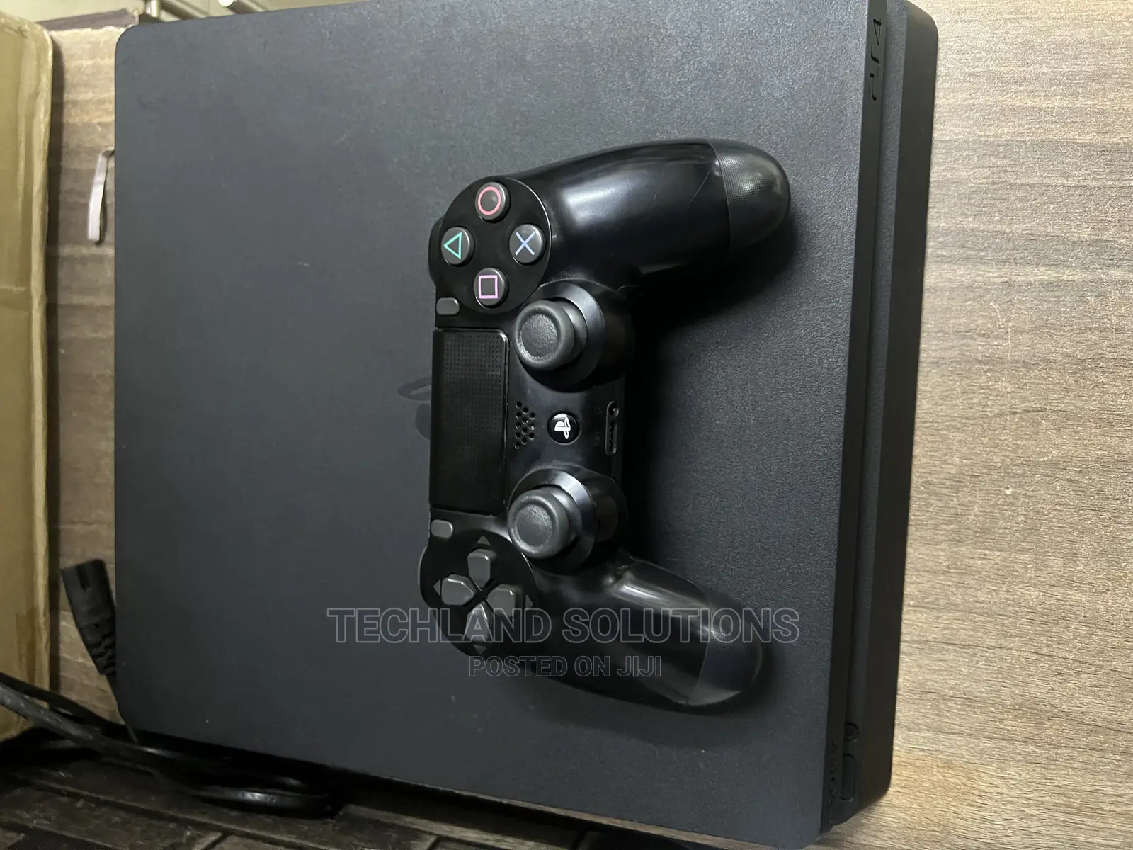 Playstation 4 Slim Preowned