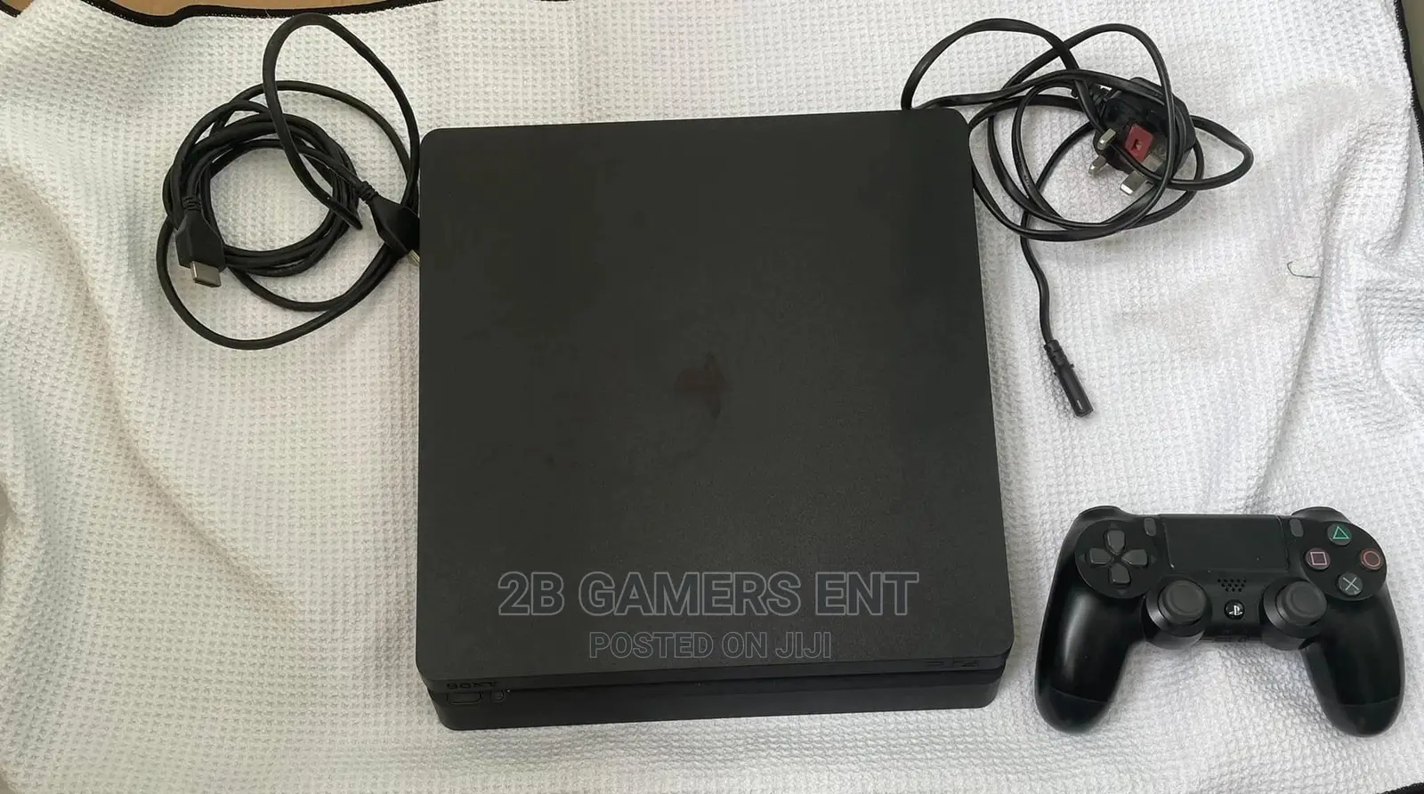 Ps4 Slim , 1TB , Used
