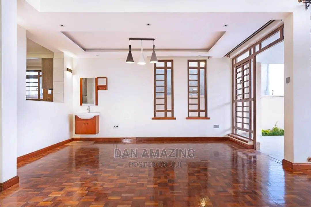 4bdrm Townhouse/Terrace in Ololua, Ngong for Sale