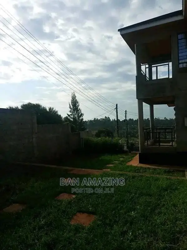 6bdrm Maisonette in Ngong CBD for sale