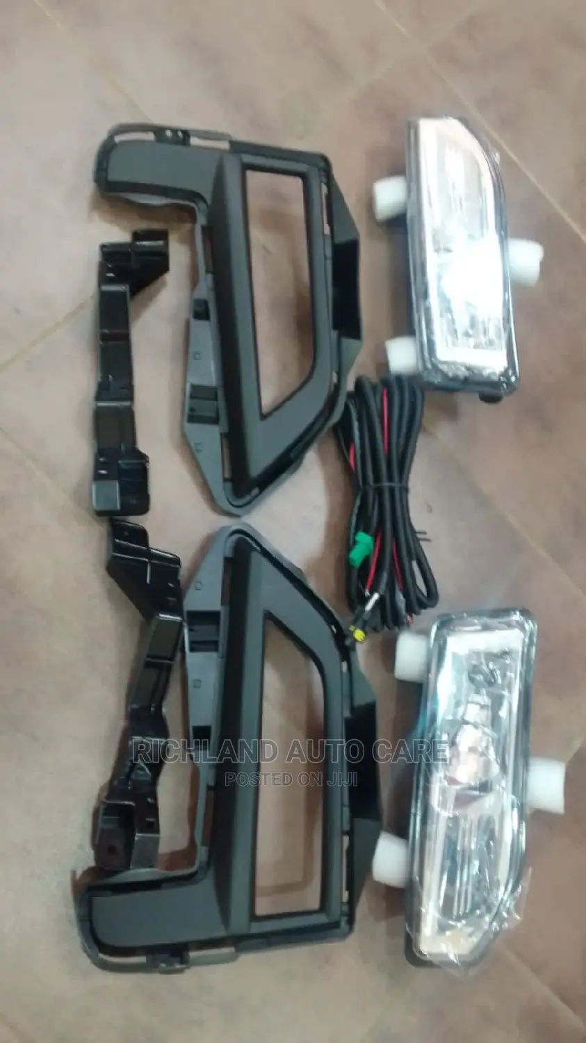 Foglamp and Fogcover for Nissan X Trail 2017