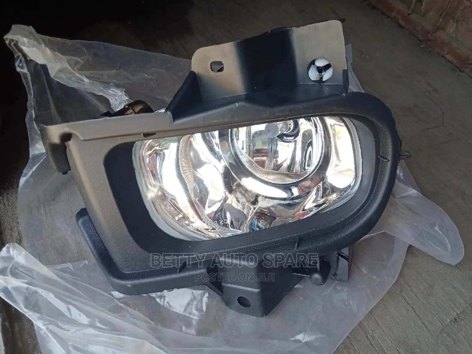 Premio 240 Foglights (2005)