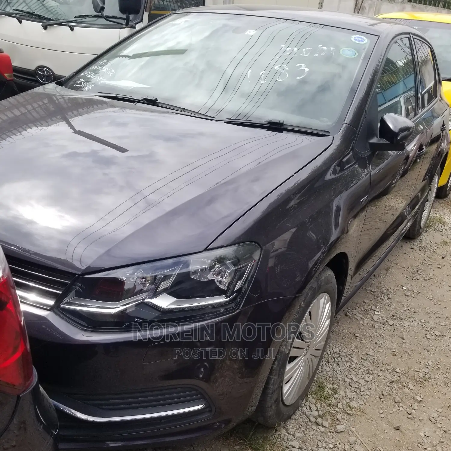 Volkswagen Polo 2015 Black