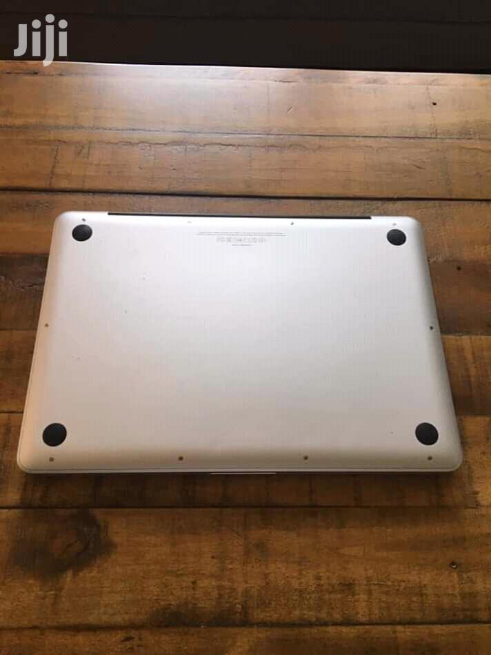 Laptop Apple MacBook Pro 4GB Intel Core i5 HDD 500GB