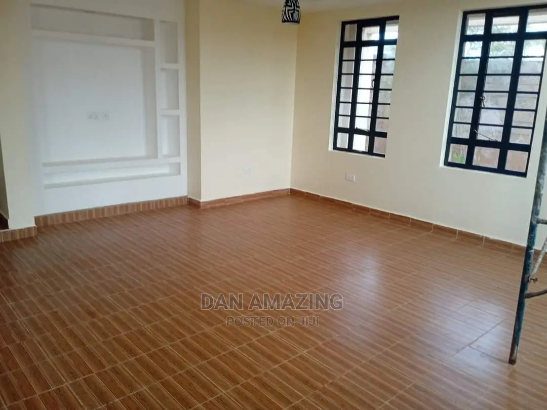 4bdrm Townhouse/Terrace in Kibiku for Sale