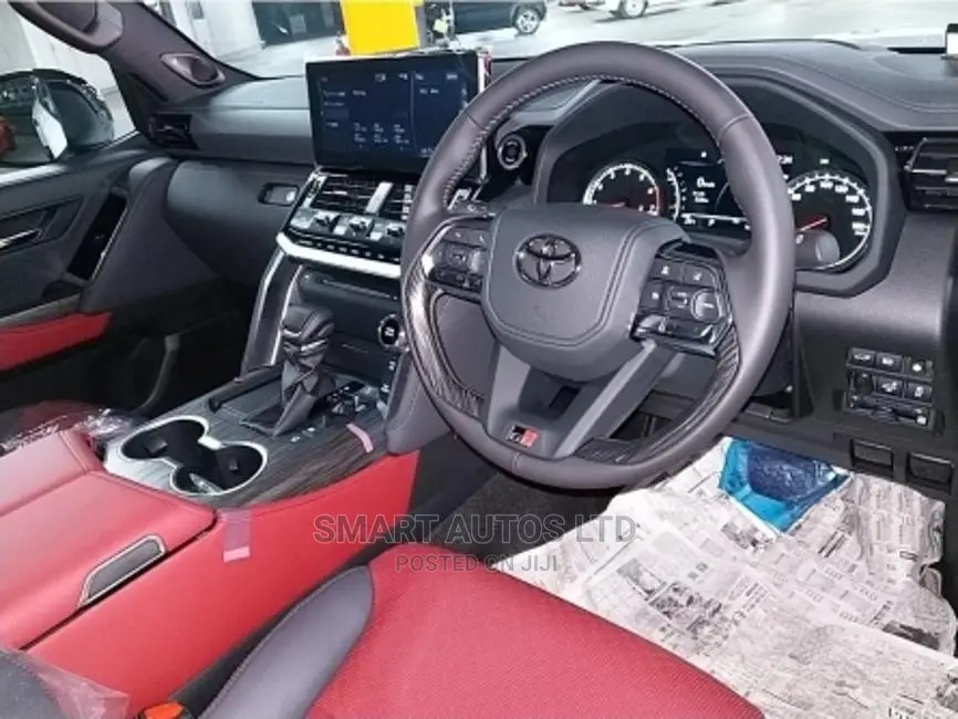 New Toyota Land Cruiser 2022 Pearl