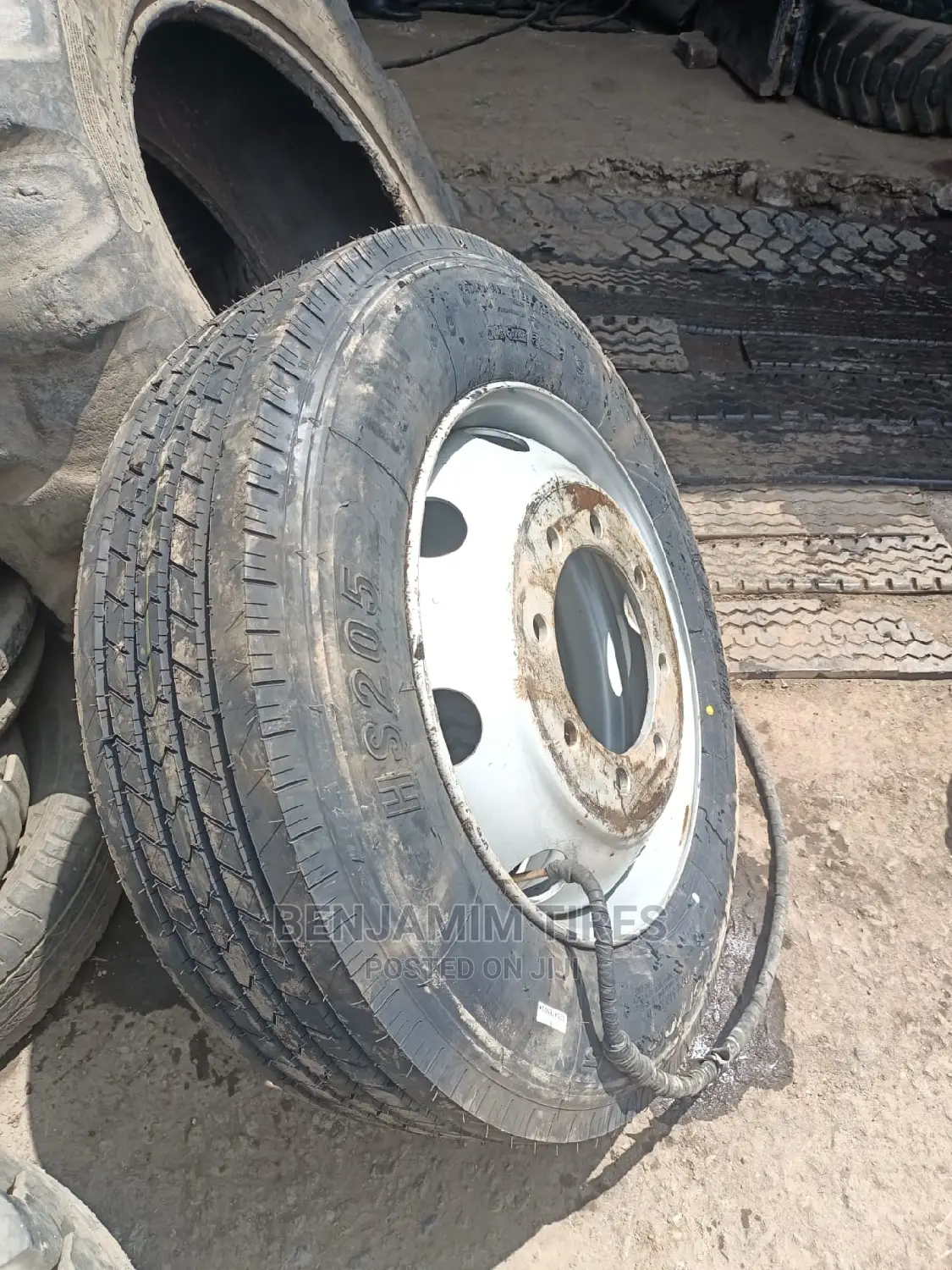 Complete Tyre for Fi Rim and Tyre Brand New.