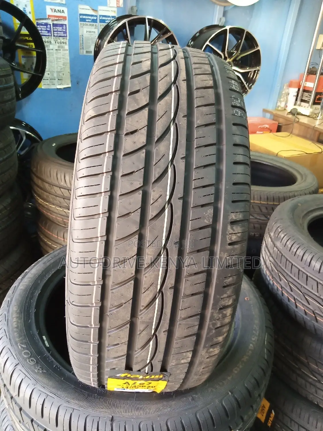 275/45r20 Aplus Tyre
