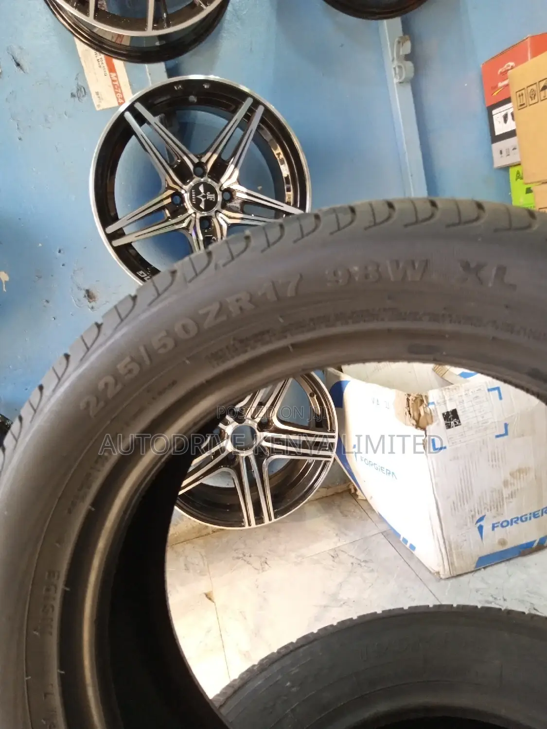 225/50r17 Aplus Tyre