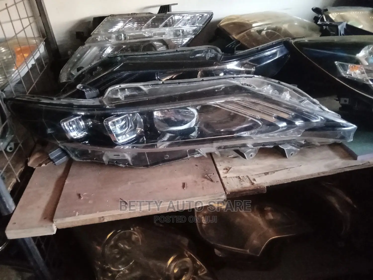 Harrier New Model Headlight