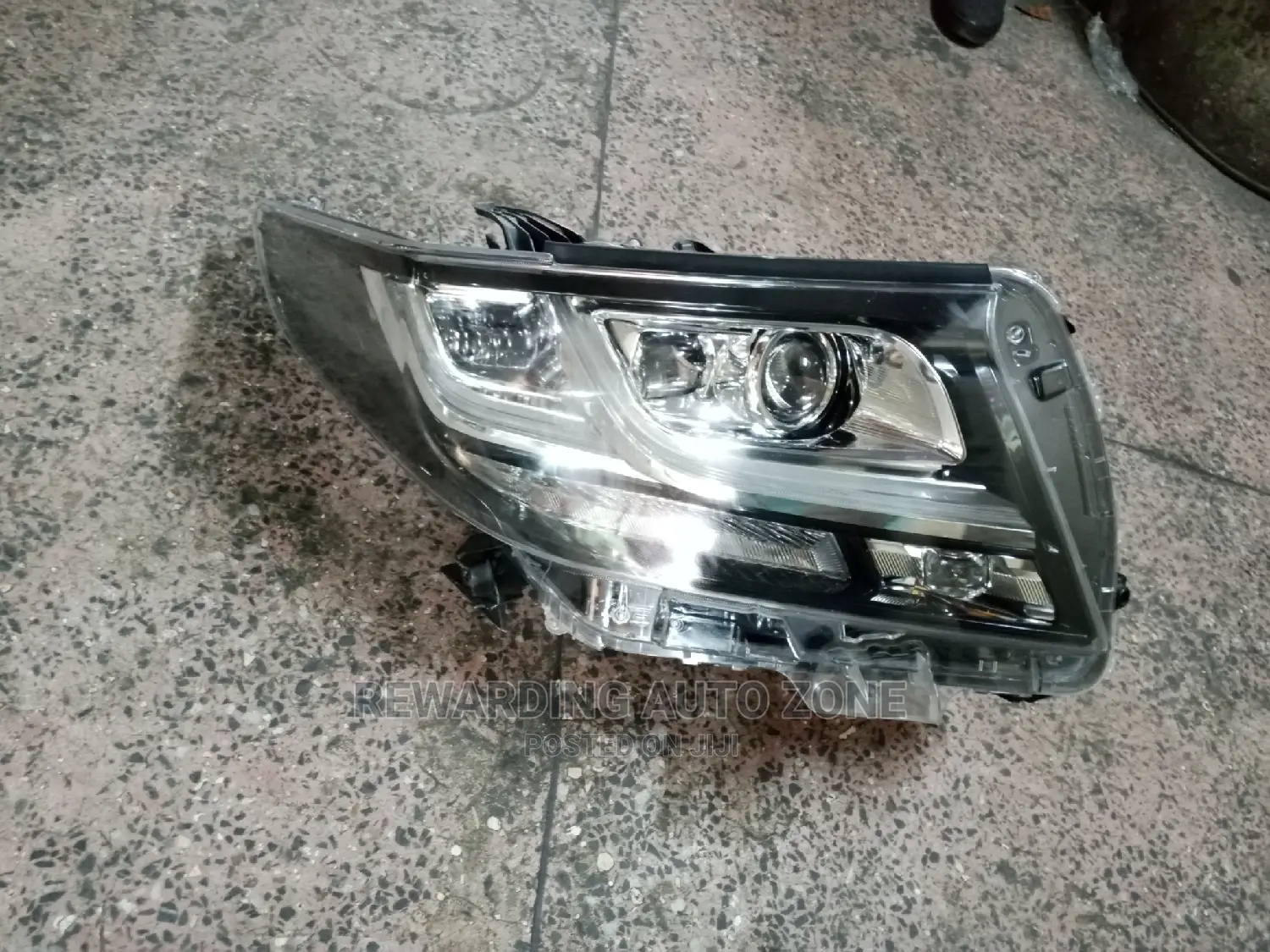 Alphard New Model Headlights Xenon