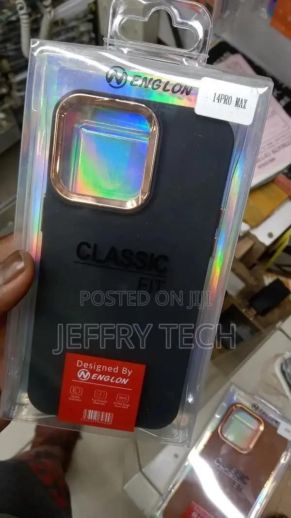 iPhone 14 Pro Max Classic Fit Black Case