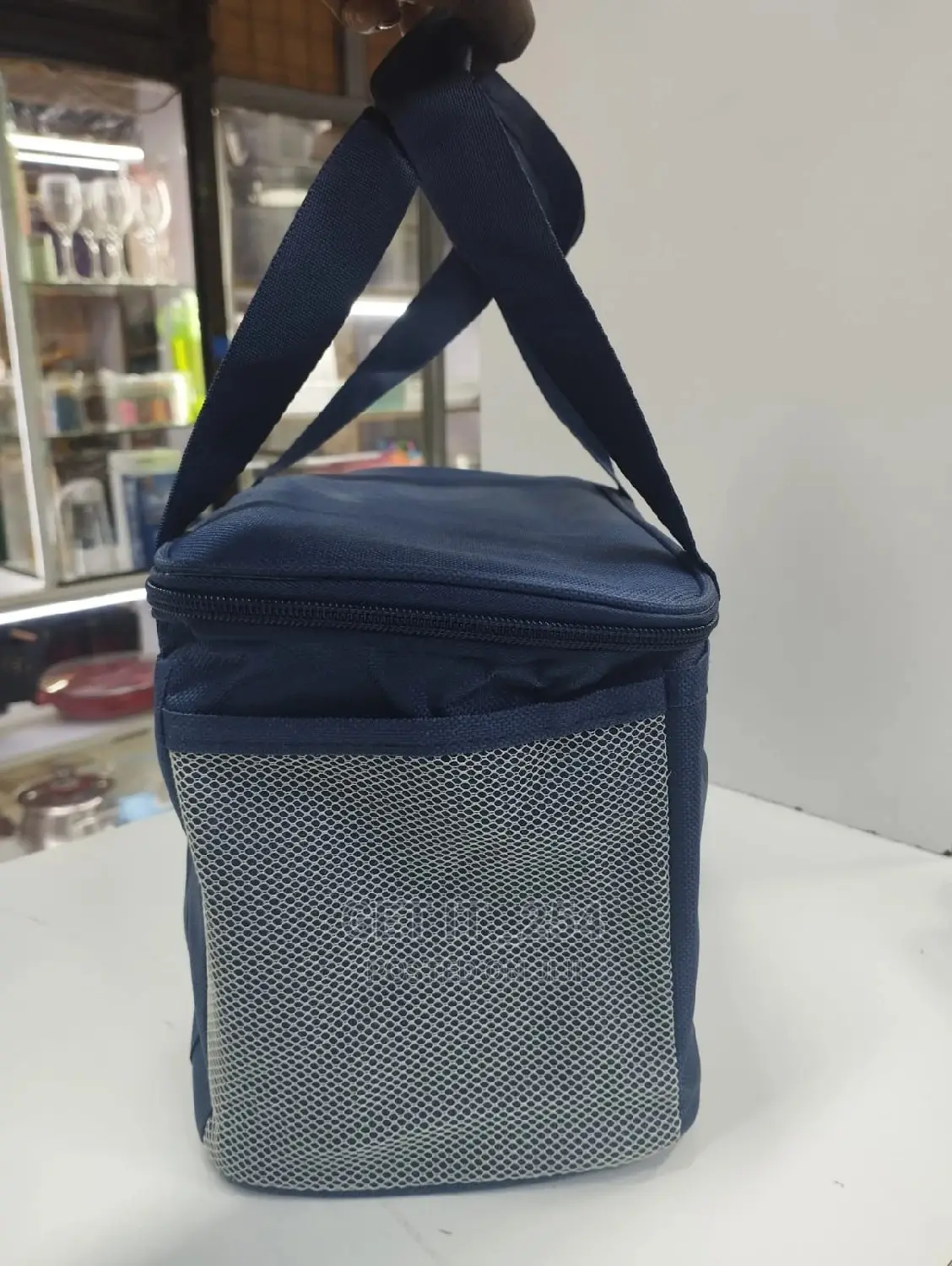 *Insulated Lunch Bags*
☆ Available in Navy Blue*