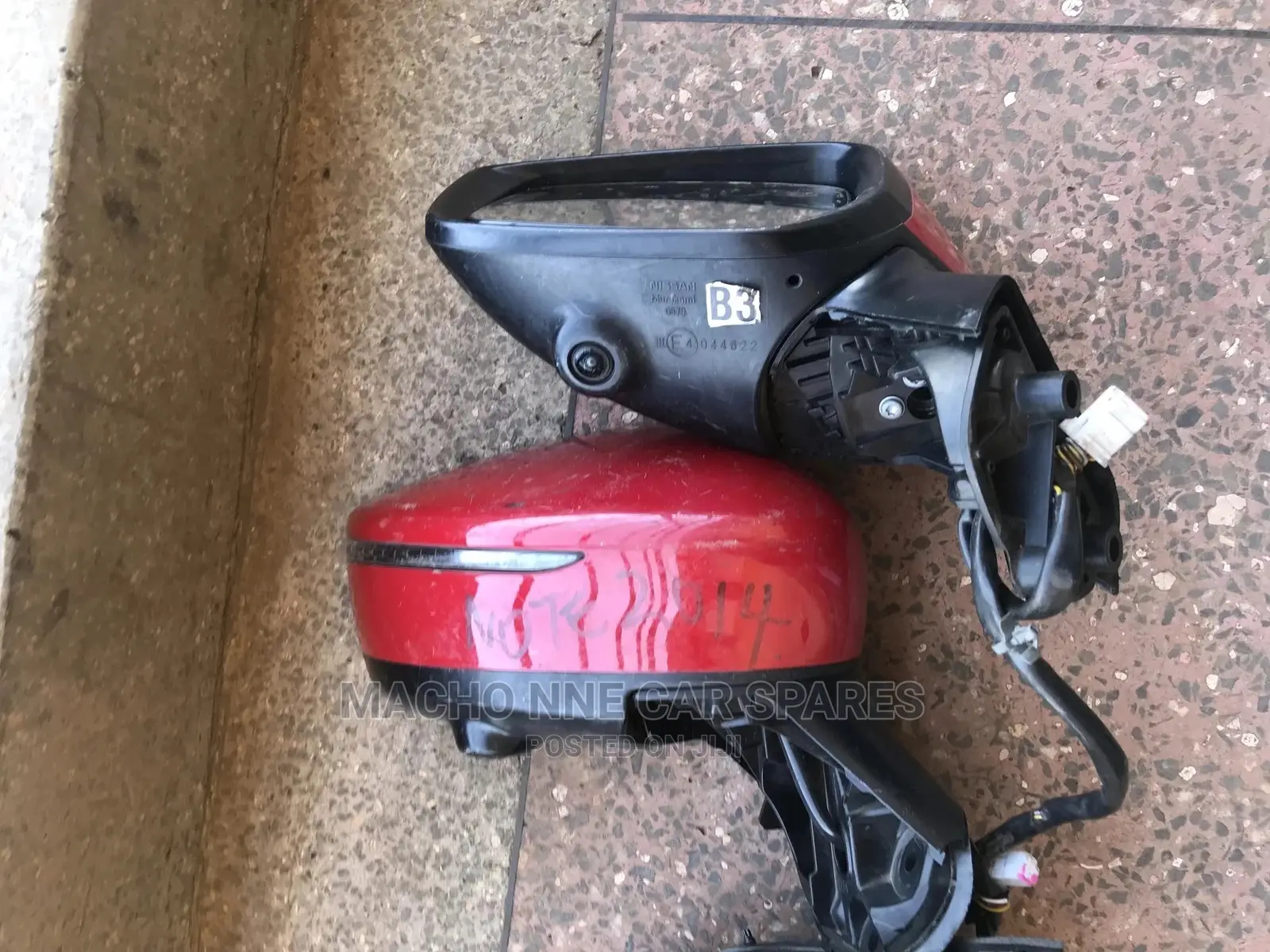 Nissan Note2014 Sidemirror
